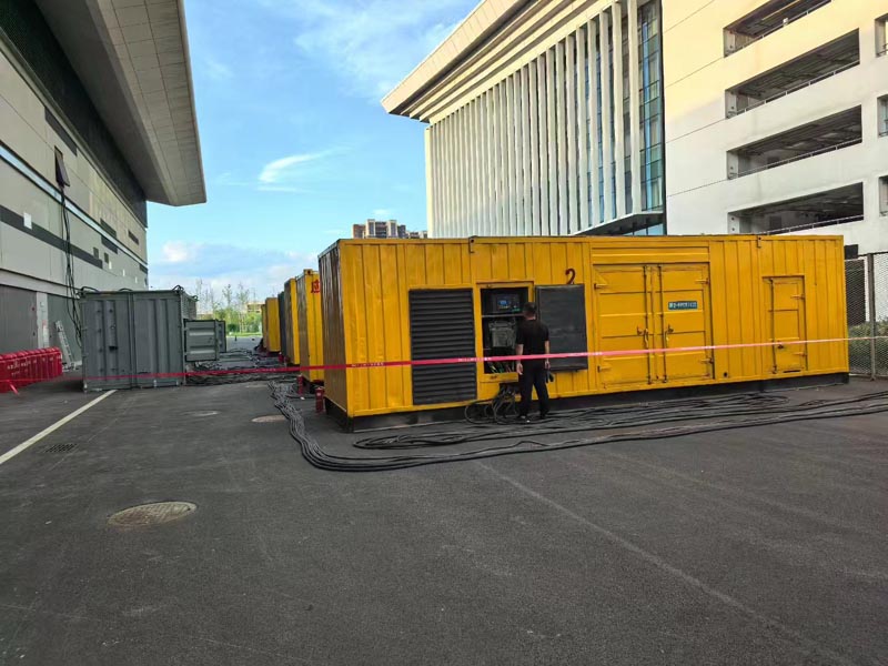 和田市柴油发电机冬季保养注意事项？